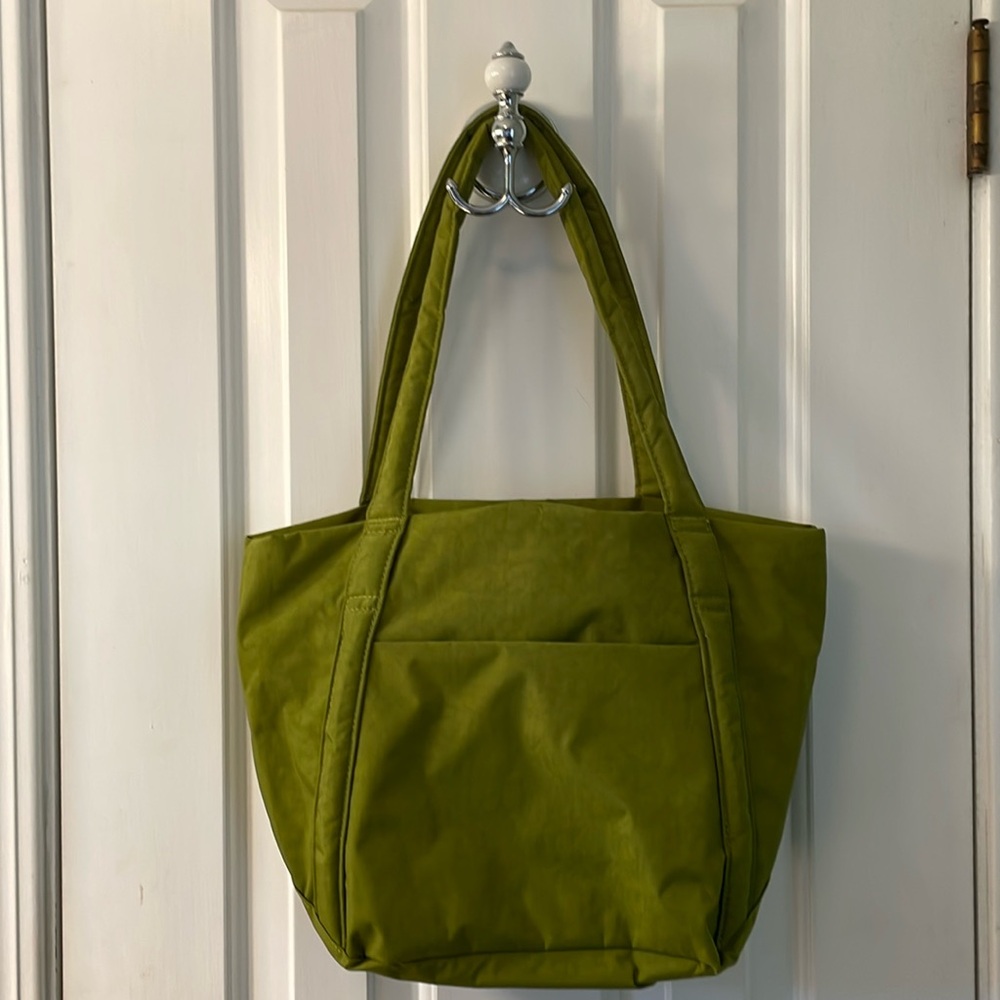 NWT - Baggu Mini Cloud Bag in Avocado